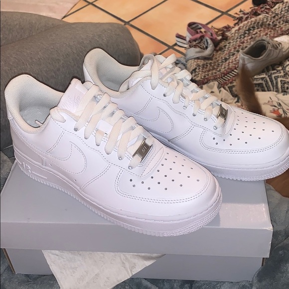 Nike Air Force 1 ‘07 - Picture 1 of 6